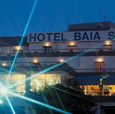 Baia Santa Barbara Hotel 3*