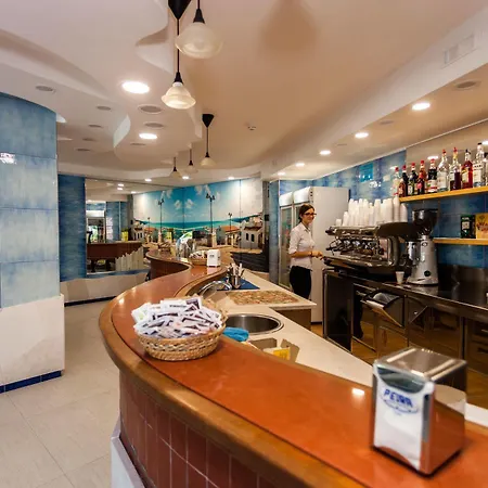 מלון Baia Santa Barbara