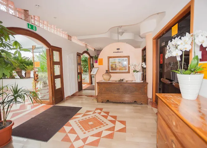 Hotel Baia Santa Barbara 3*