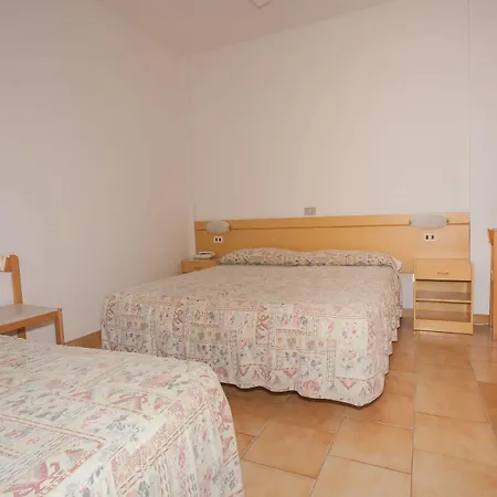 Baia Santa Barbara Hotel 3*