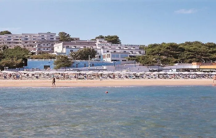 Baia Santa Barbara فندق رودي غارغانيكو