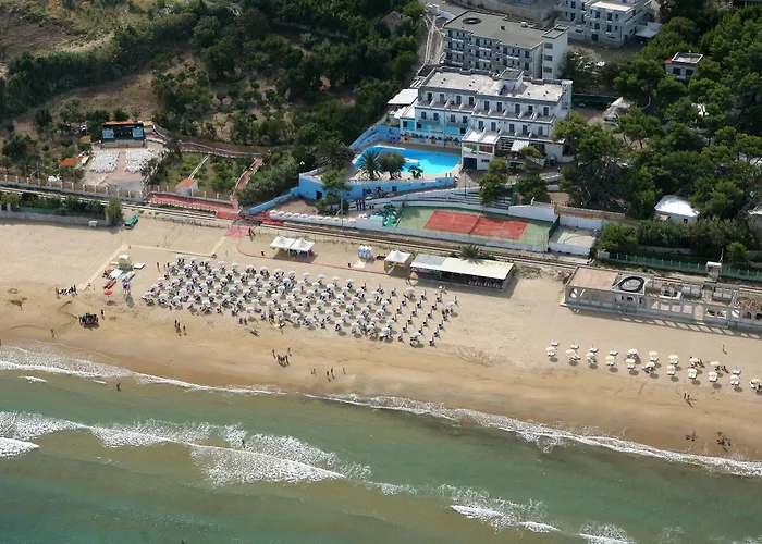 Baia Santa Barbara فندق